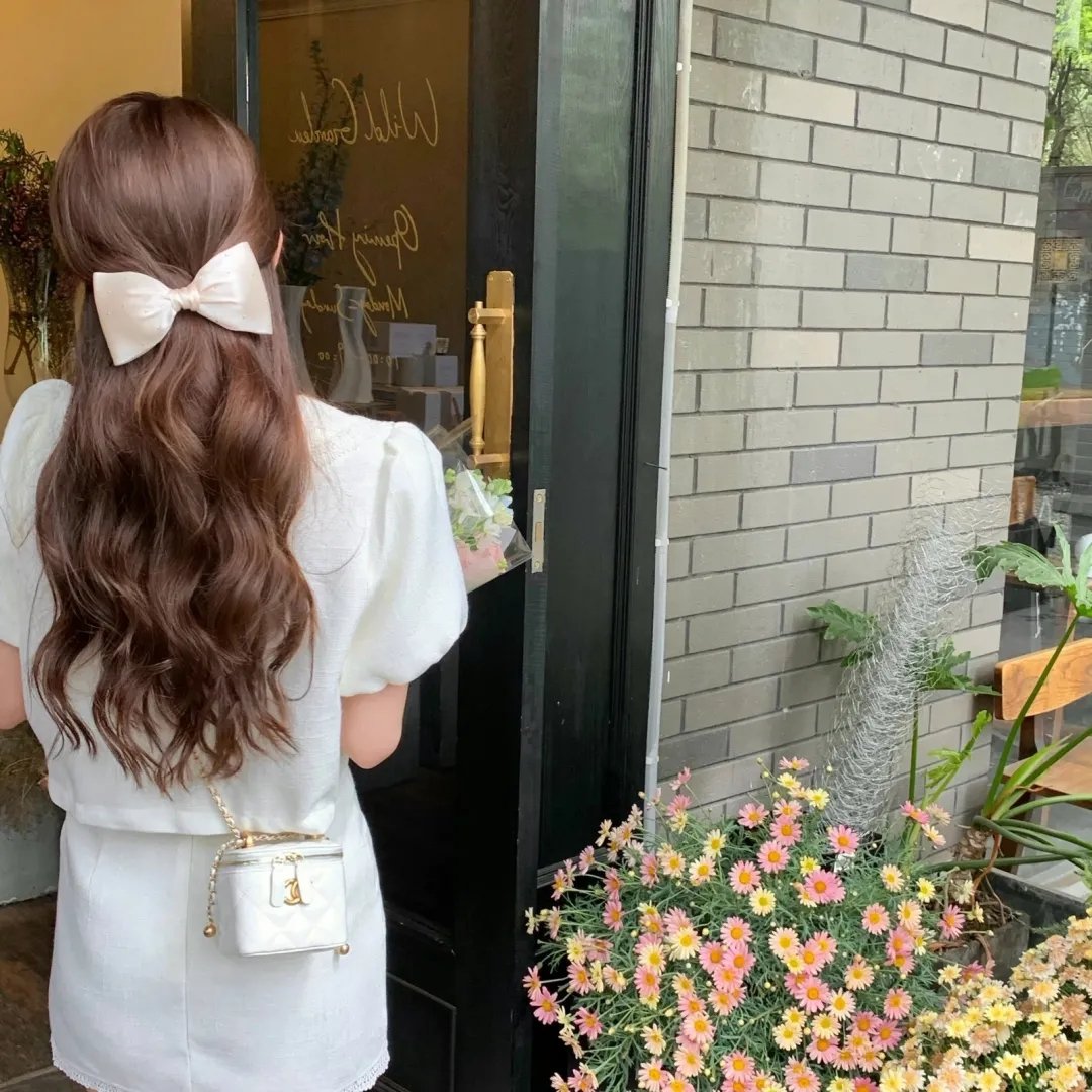 边缘干探 封面